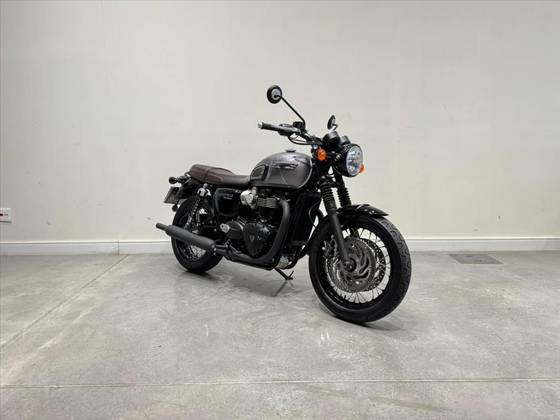 TRIUMPH BONNEVILLE T120 BLACK 1200 